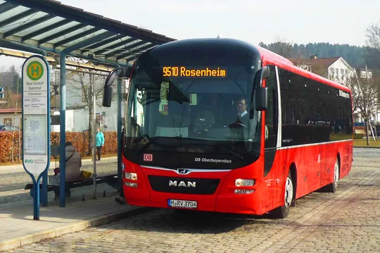 Busbahnhof Bad Endorf, RVO Bus | © Tourist Info Bad Endorf Busbahnhof Bad Endorf, RVO Bus | © Tourist Info Bad Endorf